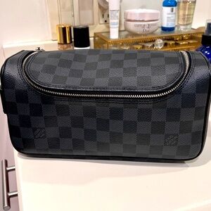 LOUIS VUITTON Toiletry Pouch